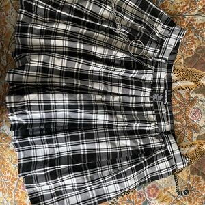 Hot Topic Black and White Plaid Skater Skirt